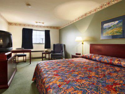 Готель Super 8 By Wyndham Saskatoon Near Saskatoon Airport Номер фото